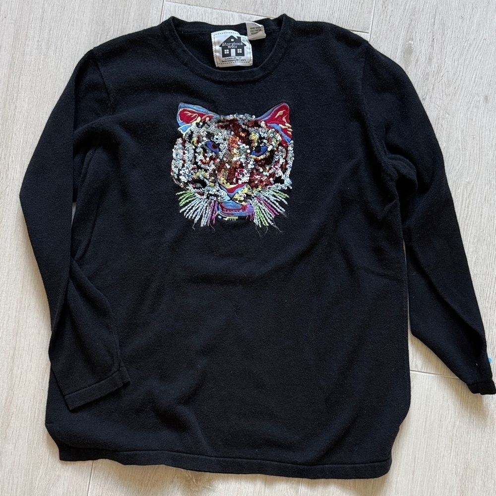Black Sequin Tiger lightweight sweater sz m